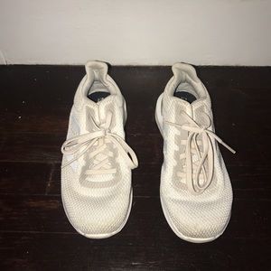 Adidas women sneakers cloud foam